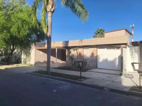 CASA EN RENTA, UN PISO