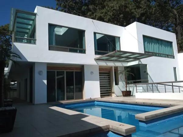 Casa en venta en Lomas de Tzompantle, Cuernavaca, Morelos Casa en venta en Lomas de Tzompantle, Cuernavaca, Morelos