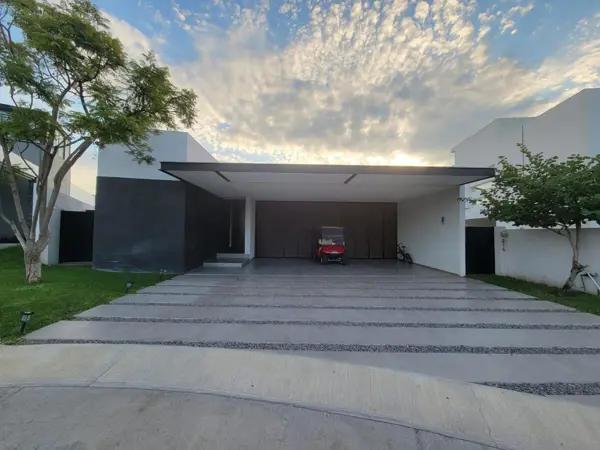 SE VENDE CASA EN EL MOLINO - LEÓN - GUANAJUATO