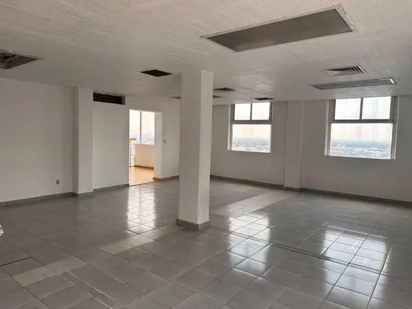 SE RENTA OFICINA EN EN NAUCALPAN SOBRE PERIFÉRICO
