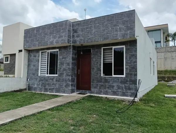 Casa en Venta en Residencial Ixtapan de la Sal, México: Oportunidad Única en Comunidad Cerrada Casa en Venta en Residencial Ixtapan de la Sal, México: Oportunidad Única en Comunidad Cerrada