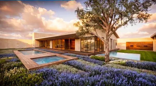 Casa en venta con alberca en Real de Tezoyuca, Emiliano Zapata , Morelos Casa en venta con alberca en Real de Tezoyuca, Emiliano Zapata , Morelos
