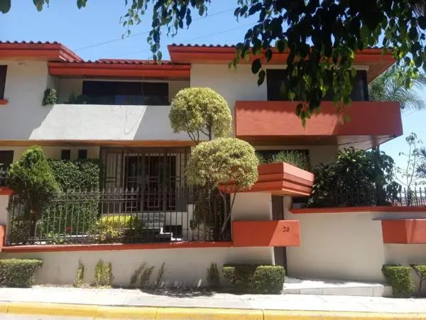 Casa en renta en Ciudad Satelite, Naucalpan de Juárez, México