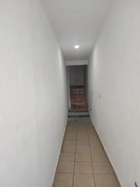 Tres Oficinas Consultorios sobre Avenida Galindas