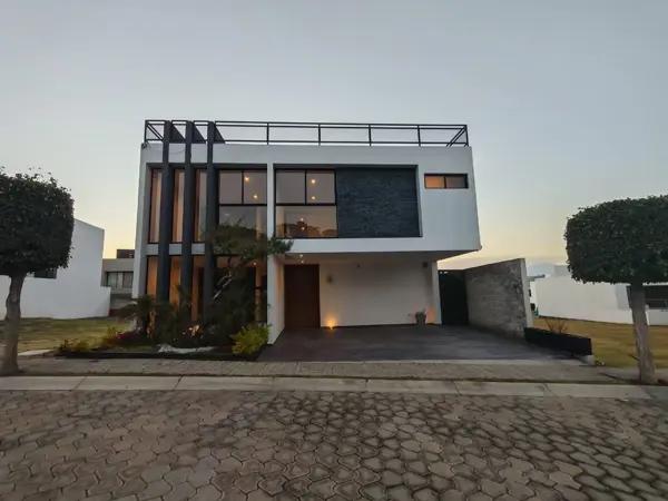 Casa en venta en Lomas de Angelópolis, Ocoyucan, Puebla
