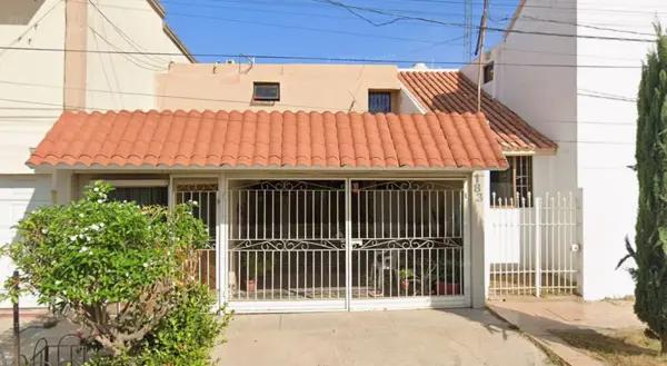 CASA EN VENTA EN CUAUHTÉMOC, LOS MOCHIS, SINALOA.