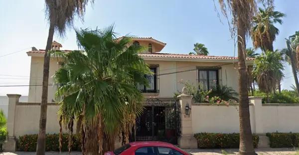 CASA EN VENTA EN LOS MOCHIS CENTRO, LOS MOCHIS, SINALOA.