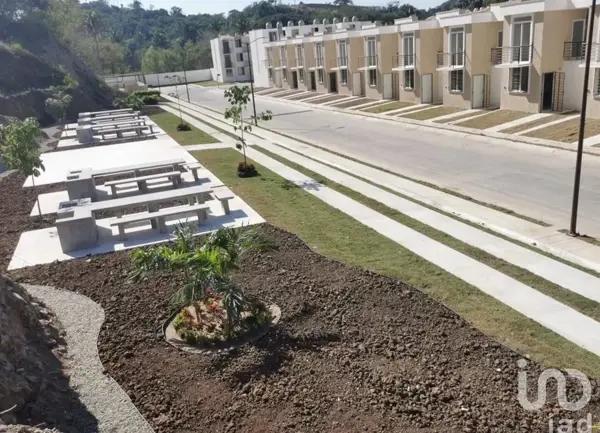 Se Vende Casas de Recuperación Bancaria en Cond. La Venta, Coapinole, Puerto Vallarta, Jalisco