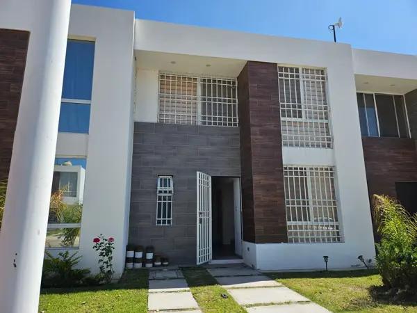 ¡OPORTUNIDAD ÚNICA EN VILLA DE POZOS! CASA CON ALBERCA Y TODAS LAS AMENIDADES