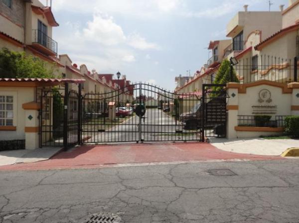 CASA SE RECUPERACION BANCARIA EN VILLAS DEL REAL TECAMAC, EDOMEX... COMPRASELA AL BANCO