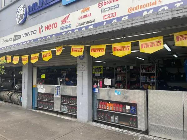 RENTO LOCAL COMERCIAL CON GRAN FRENTE