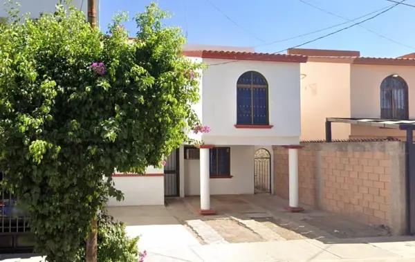 Se Vende Casa de Recuperación Bancaria en C. París 1025, Terras, Cdad. Obregón, Sonora