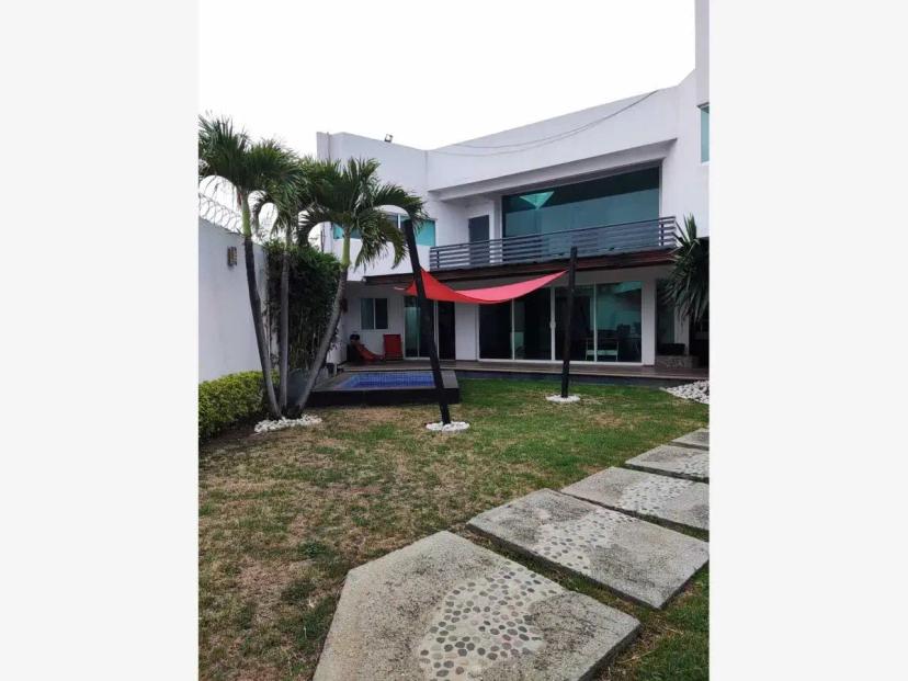 Foto 0 de Casa en Venta ejidos de Acapatzingo en privada de 9 casas con portón eléctrico. | Id nn-gt1000917