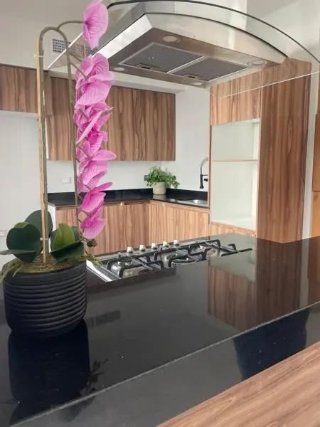 CASA EN VENTA, CERRADA CON AMENIDADES
