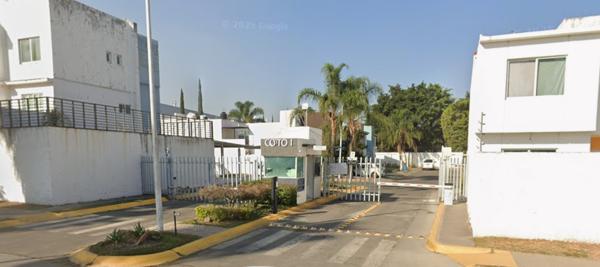CASA ADJUUDICADA EN AV, DIAMANTE, TLAJOMULCO DE ZUÑIGA, JALISCO