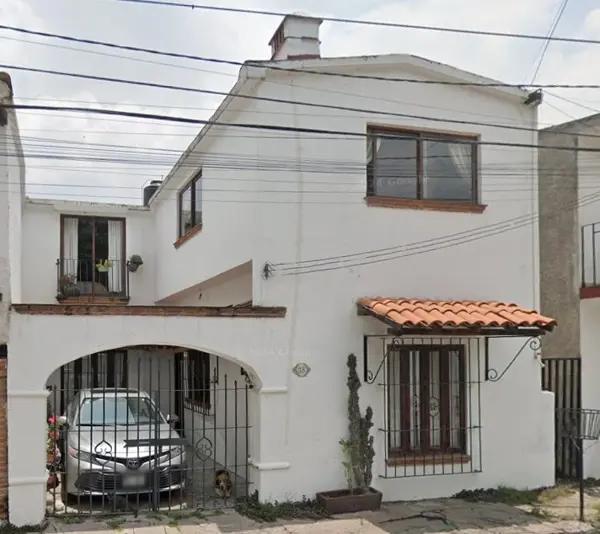 Tranquilidad y Diseño: Casa en Venta en Exclusivo Rincón Colonial