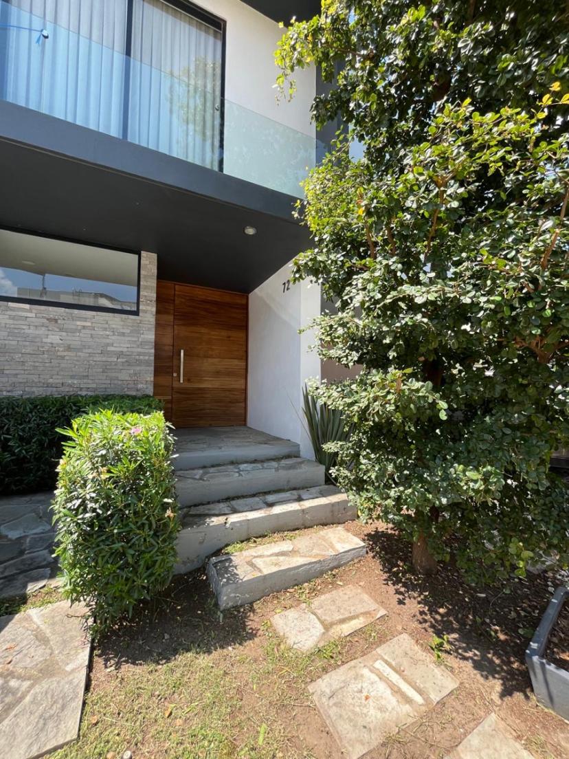 Foto 0 de Oportunidad, Impecable, con roof garden, dentro de coto | Id nn-nk1000898