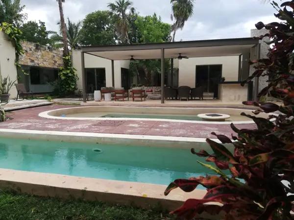 Residencia en Venta | En Esquina | Dzityá | Una planta | Paneles Solares