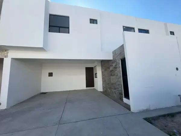 CASA EN VENTA, VILLAS DE LAS PERLAS