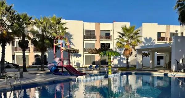 DEPARTAMENTO AMUEBLADO EN VENTA – AZUL PACIFICO, CERRITOS