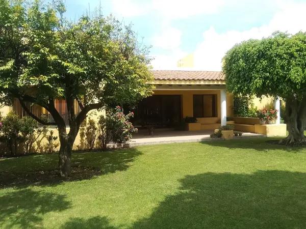 Renta de Casa en condominio amueblada con alberca, cancha tenis, Jardines Jiutepec Morelos Renta de Casa en condominio amueblada con alberca, cancha tenis, Jardines Jiutepec Morelos