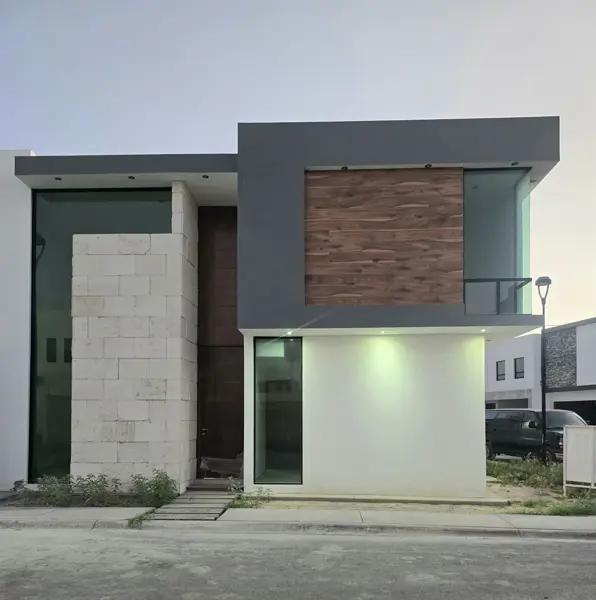 CASA EN VENTA,ZONA VIÑEDOS, TORREON COAH.