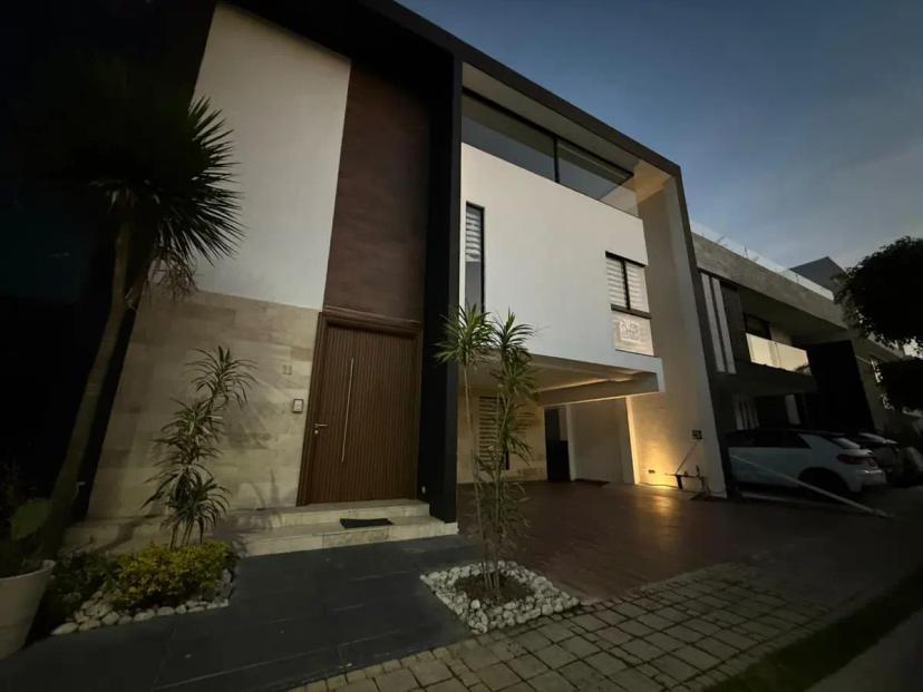 Foto 0 de CASA EN VENTA EN LOMAS DE ANGELÓPOLIS | Id nn-yp1000435