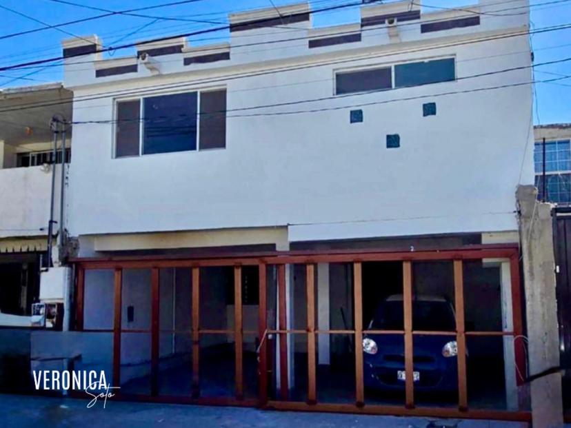 Foto 0 de CASA EN VENTA
Fraccionamiento El Campanario | Id nn-ff1000235