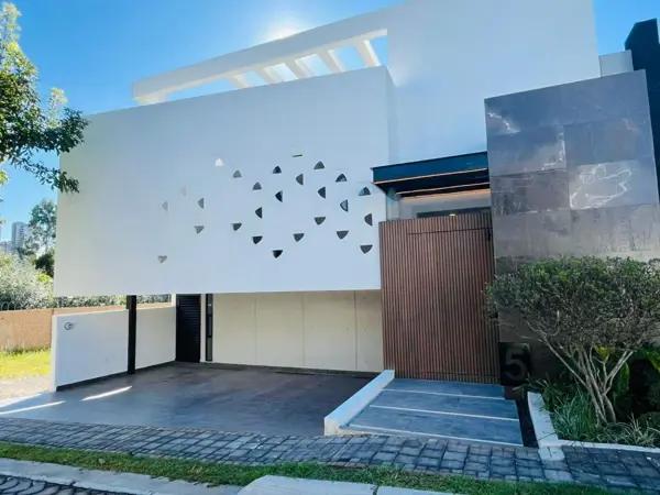 Casa Diseño minimalista Parque Viena – Diseño, Luz y Potencial Premium