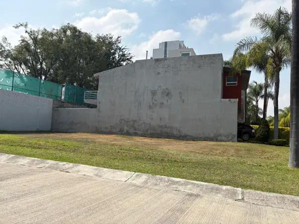 Terreno residencial en venta en Santa Catalina, Zapopan - Amplias opciones de desarrollo