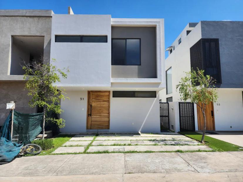 Foto 0 de Casa en venta en Solares, Zapopan, Jalisco | Id mx23-oz2203