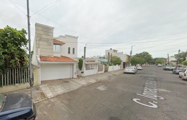 VENDO CASA EN CUAUHTEMOC, MORELIA-MICH