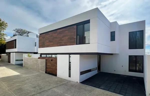 Casa NUEVA en centro de Cuernavaca. Casa NUEVA en centro de Cuernavaca.