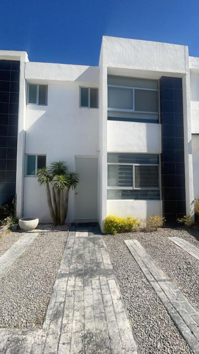 Foto 0 de CASA EN VENTA RESIDENCIAL VILLALBA, CORREGIDORA | Id nn-rq1000317