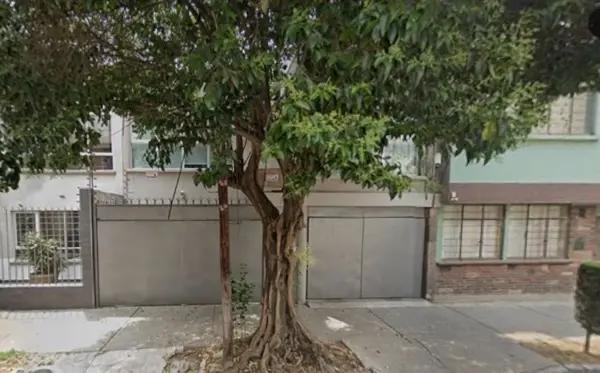 Se Vende Casa de Recuperación Bancaria en Rousseau, Col. Anzures,  Miguel Hidalgo. CdMx.