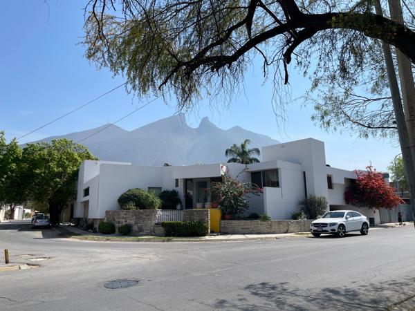 ¡Oportunidad! Casa en venta en Contry