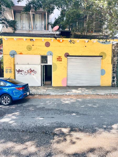 BODEGA DE 150M2 EN LOMAS DE LA SELVA SOBRE AV. PRINCIPAL