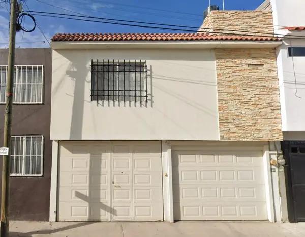 Casa En Venta En San Francisco Santa Mónica Soledad de Graciano San Luis Potosí CUCM 025