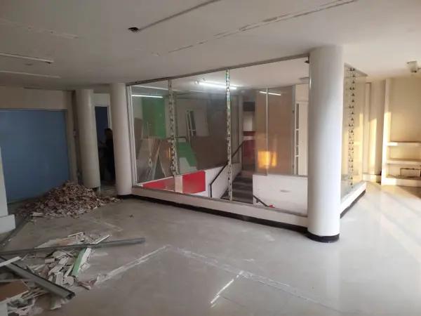 Local en 1 Primer Piso en Avenida Comercial y Punto estrategico para delivery