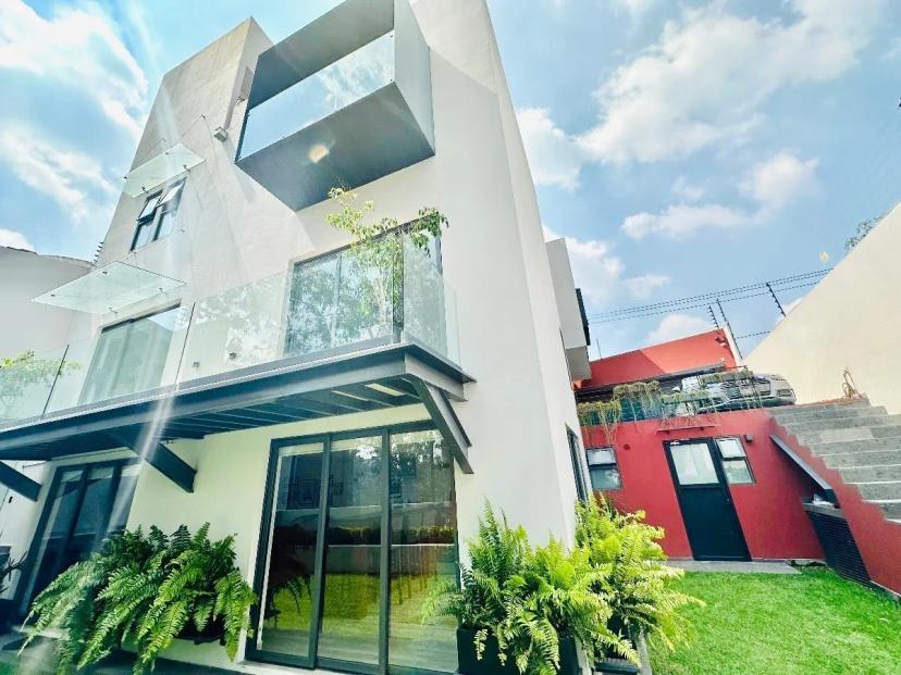Foto 0 de Casa en venta Lomas de vista Hermosa Cuajimalpa de Morelos | Id mx25-rf1643