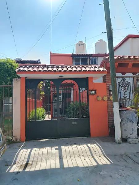 Se Vende Casa En El Fraccionamiento 
Jardines De La Hacienda 2