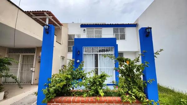 Se  Vende Casa de  Recuperación Bancaria en Palmares, Col. Parques Universidad, Puerto Vallarta Jal.