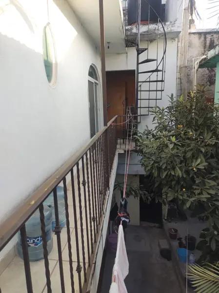 Casa COMERCIAL en Venta para Remodelar