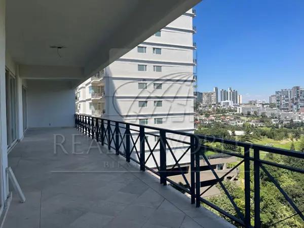 Departamento Venta en Bosque Real