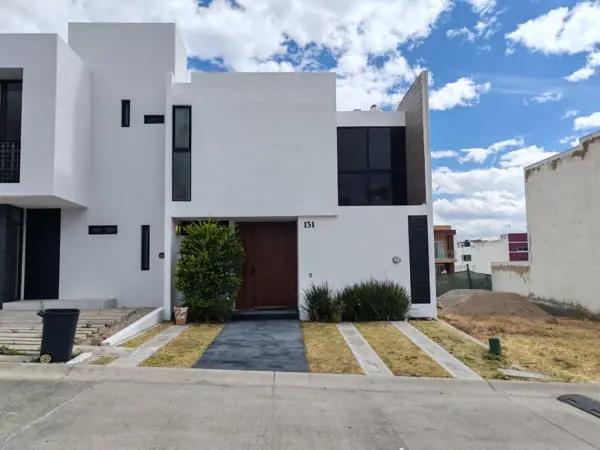 Casa en venta en Senderos de Monte Verde, Tlajomulco de Zúñiga, Jalisco Casa en venta en Senderos de Monte Verde, Tlajomulco de Zúñiga, Jalisco