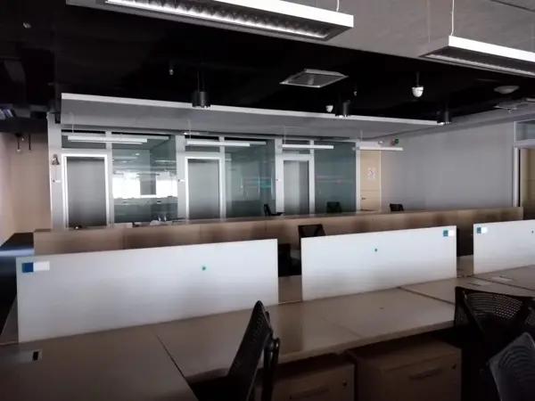 OFICINA CORPORATIVA AMUEBLADA EN RENTA – SANTA FE + TERRAZA OFICINA CORPORATIVA AMUEBLADA EN RENTA – SANTA FE + TERRAZA