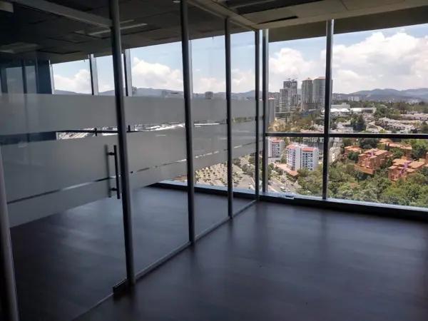 SE RENTA OFICINA EN SANTA FE