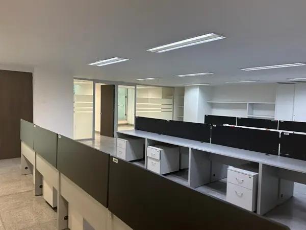 AV REVOLUCIÓN SE RENTA OFICINA ACONDICIONADA AV REVOLUCIÓN SE RENTA OFICINA ACONDICIONADA