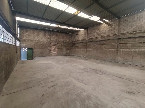 SE RENTA BODEGA EN TLALNEPANTLA