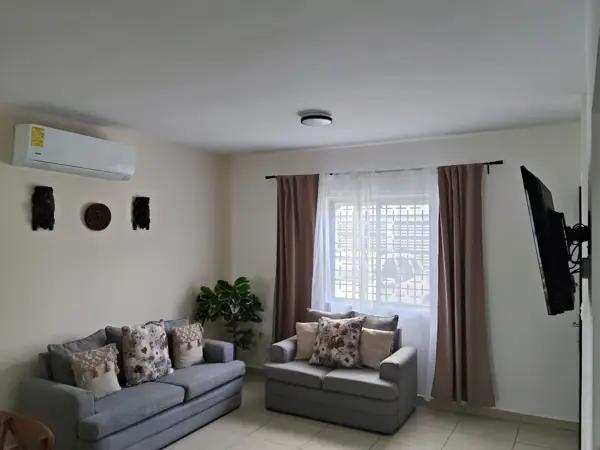"CASA MOY" -  Excelente casa completa y amueblada en RENTA A LARGO PLAZO